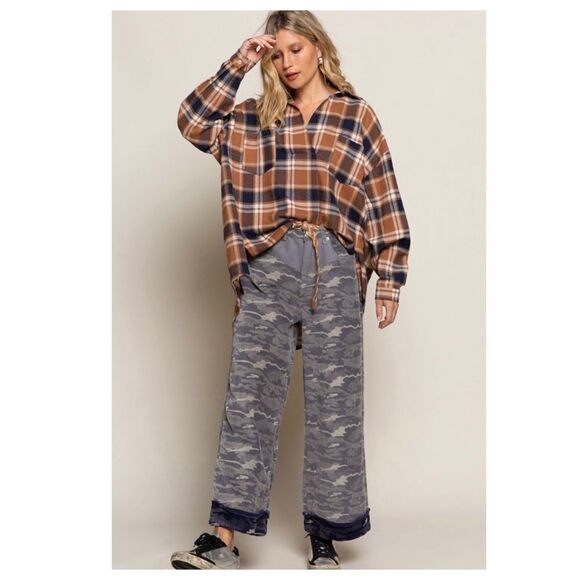 𝅺pol Plaid Soft Shirt Featuring relaxed fit and half overlay front with collar - Picture 8 of 9